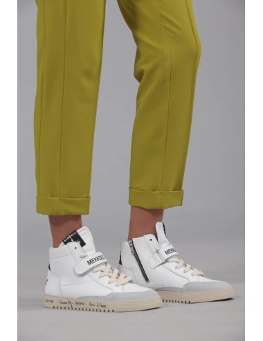 Pantalón crep jogger parche...