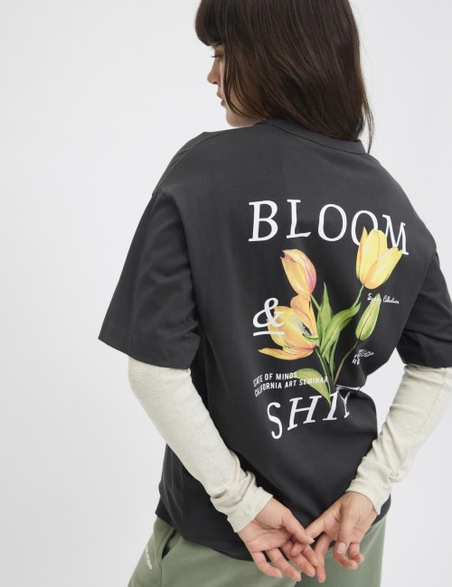 Camiseta flower Jxsandra