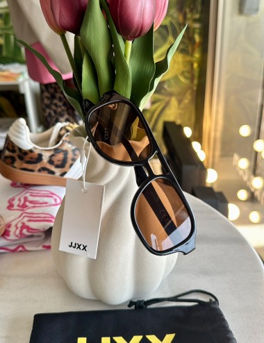 Gafas negras Jxkristina